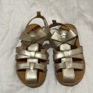 Carters 12 golden closed toe velcro ankle closure sandal in euc rubber soles